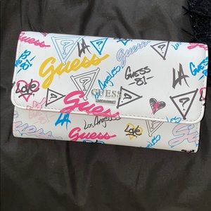 Brand new guess wallet